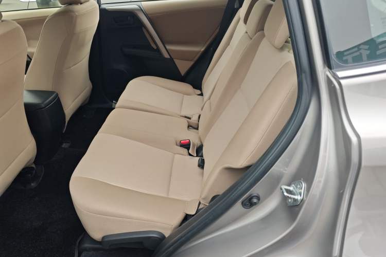 Used Toyota RAV4 2015 2.0L Manual Two-Wheel Drive Urban Edition