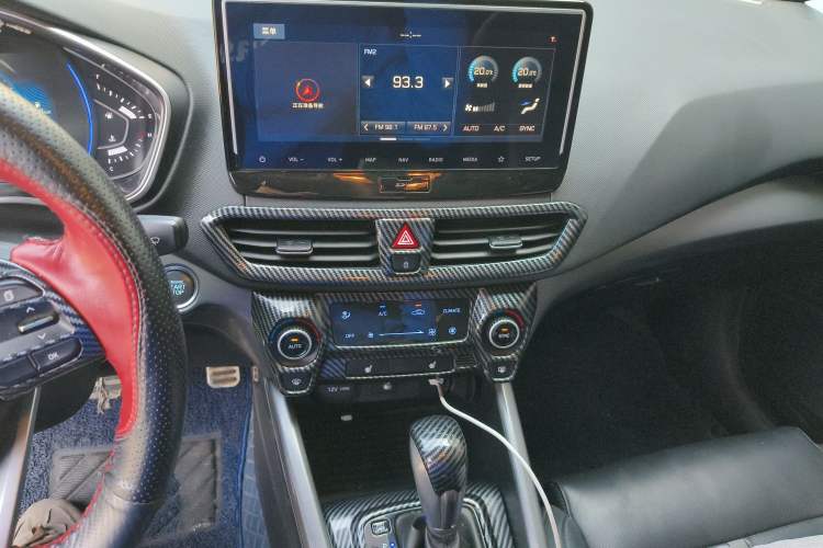 Used Hyundai Lafesta 2019 280TGDi Smart Speed Version China VI Standard Audio And AC Panel