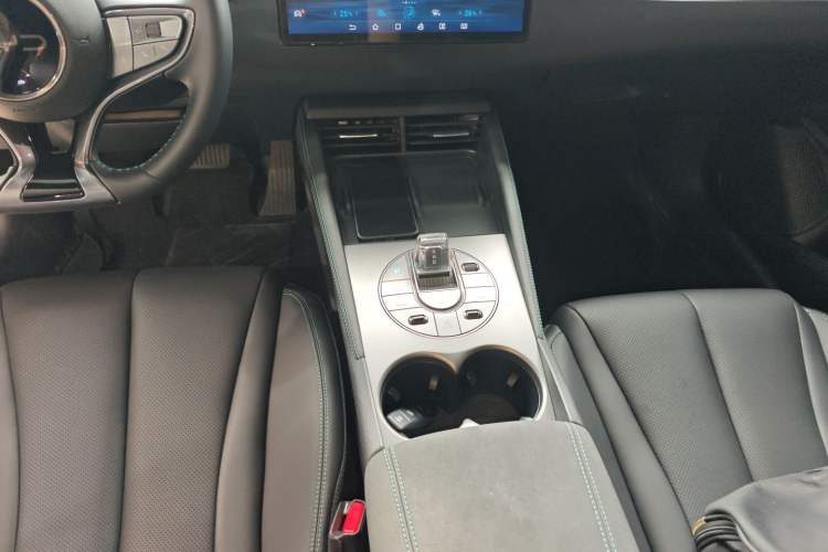 Used BYD Seal 06 New Energy 2024 DM-i 80KM Prestige Model Gear Lever