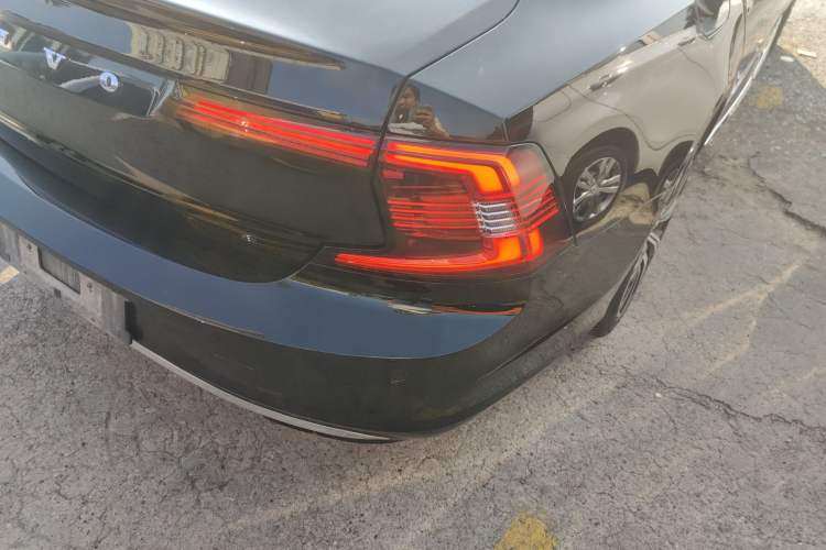 Used Volvo S90 2023 B5 Zhiyuan Luxury Edition