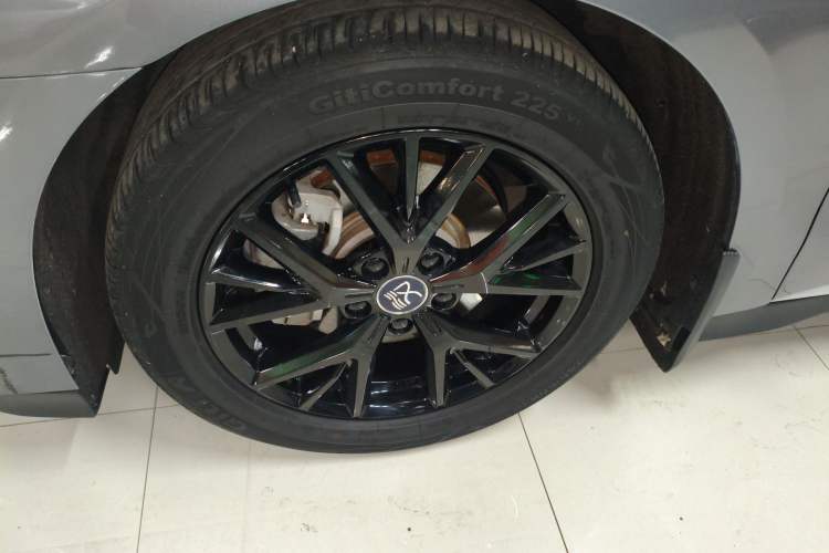 Used BYD Han 2024 DM-i Glory Edition 121KM Elite Model