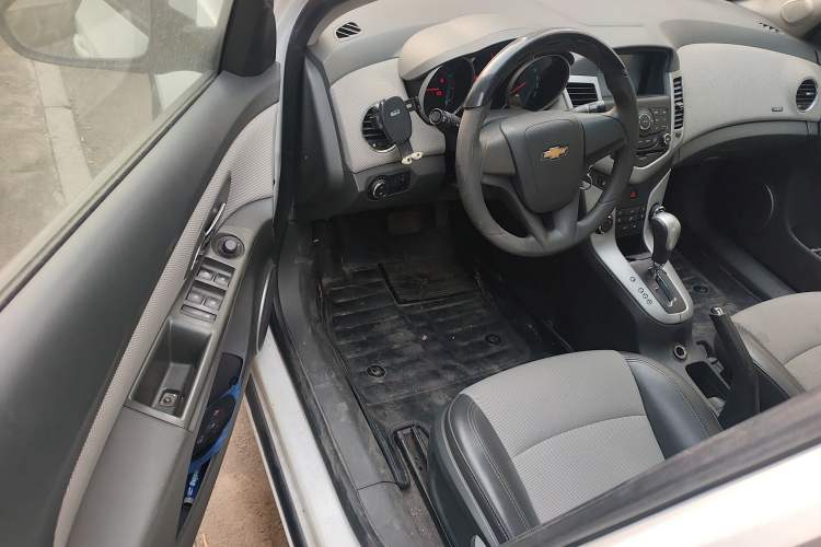 Used Chevrolet Cruze 2013 1.8L SE AT