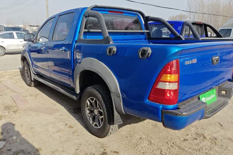 Used Foton Tunland 2018 2.4L E5 Two-Wheel Drive Comfort Version 4G69S4M
