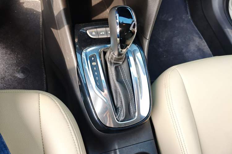Used Buick Excelle 2020 15N CVT Elite Edition Gear Lever