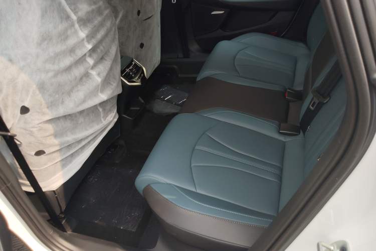 Used MG 7 2026 Model 2.0T Trophy+ Super Sports Edition Left Rear Seat