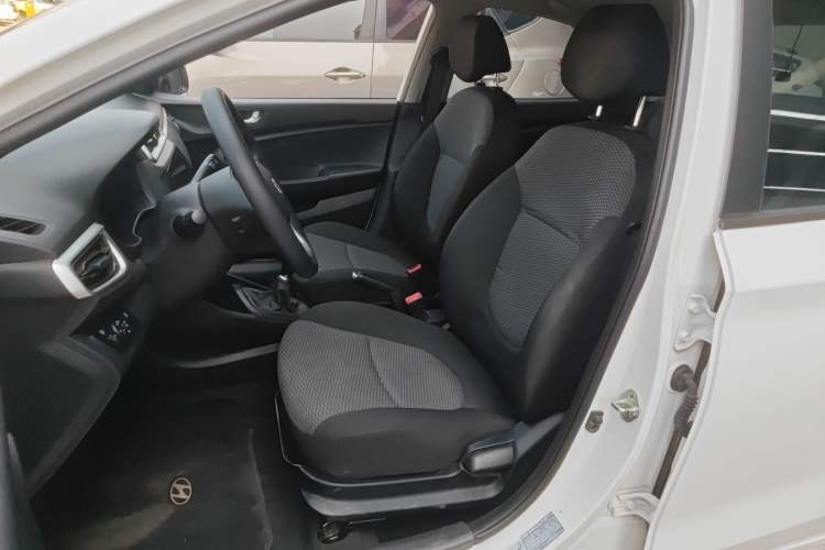 Used Hyundai Verna (older generation) 2020 1.4L Manual GL Refreshed Edition