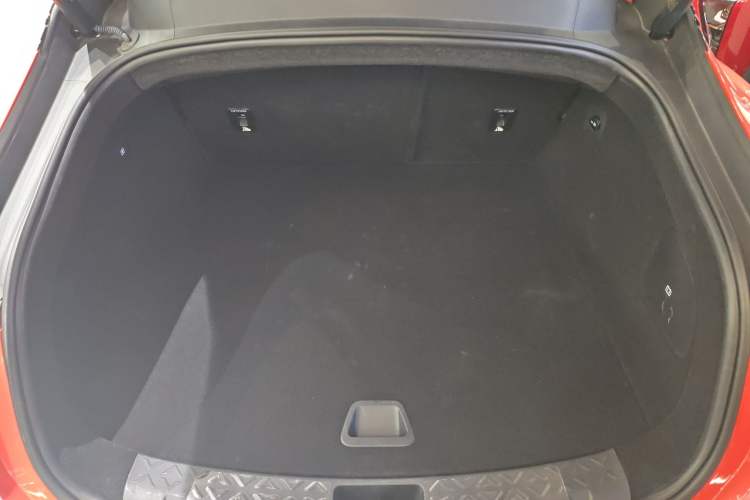 Used Avatr 06 2025 Pro Range-Extended Edition Trunk