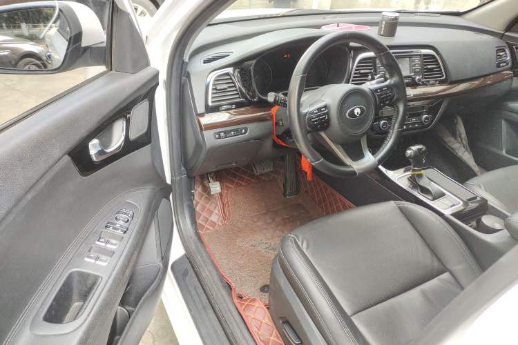 Used Kia K4 2014 1.8L Automatic DLX