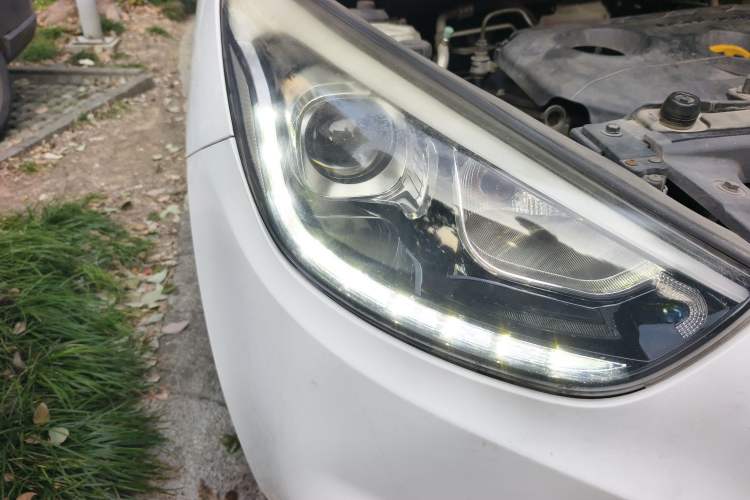 Used Hyundai ix35 2015 2.0L Automatic 2WD Smart Type China IV
