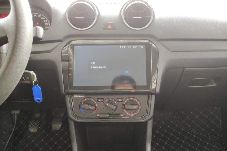 Used Volkswagen Jetta 2017 1.4L Manual Fashion Edition
