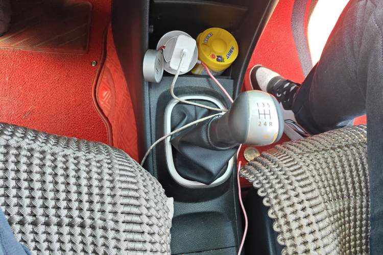 Used Nissan Sylphy 2018 Classic 1.6XE Manual Comfort Edition Gear Lever