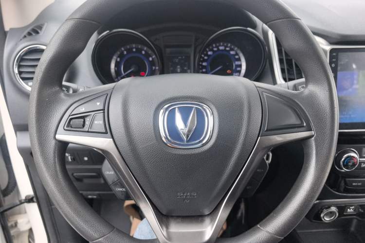 Used CHANGAN CS15 2016 1.5L Manual Fashion Edition