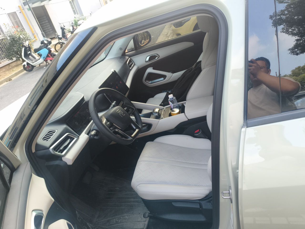 BYD Yuan UP 2024 401KM Leading Edition — снимка 15