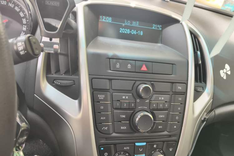 Used Buick GT 2014 XT 1.6L Automatic Fashion Edition