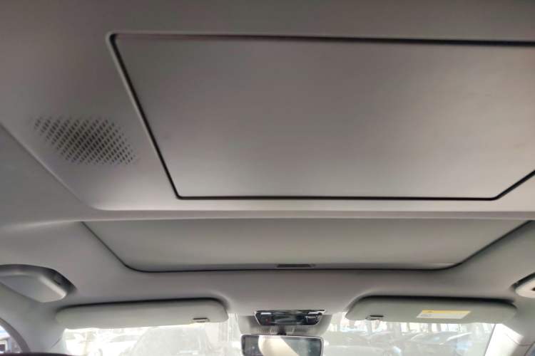 Used Dongfeng eπ eπ008 2024 210Max Range-Extended Version 6 Seats