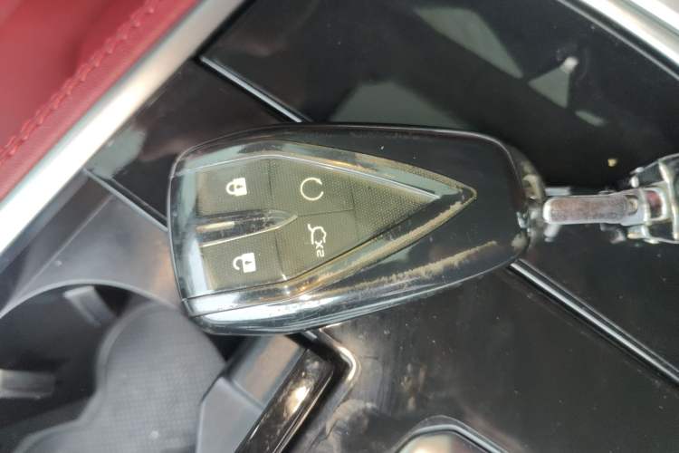 Used Changan CS85 COUPE 2023 1.5T DCT Luxury Version