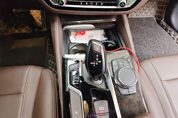 Used BMW 5 Series 2019 525Li M Sport Package