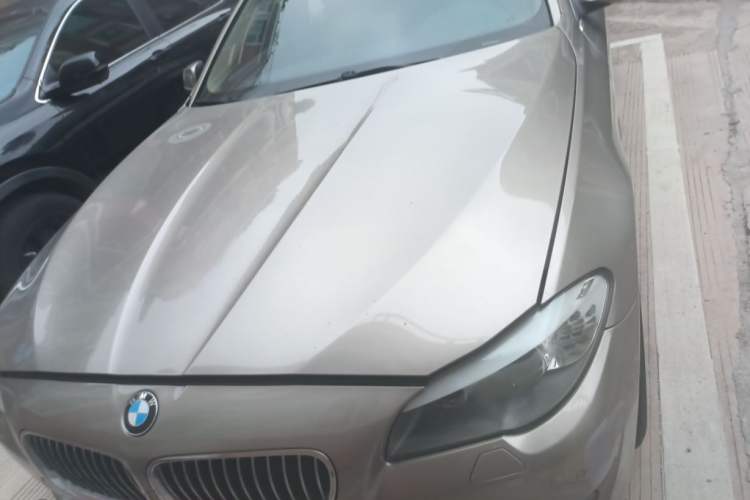 Used BMW 5 Series 2011 523Li Luxury Model
