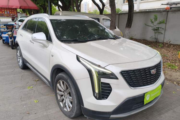 Used Cadillac XT4 2020 28T Two-Wheel-Drive Leading Version