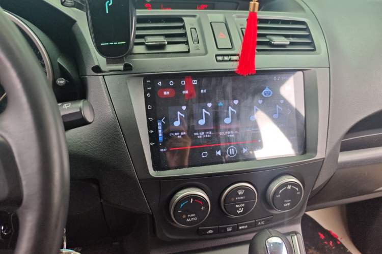 Used Mazda 5 2011 2.0L Automatic Luxury Edition Audio And AC Panel