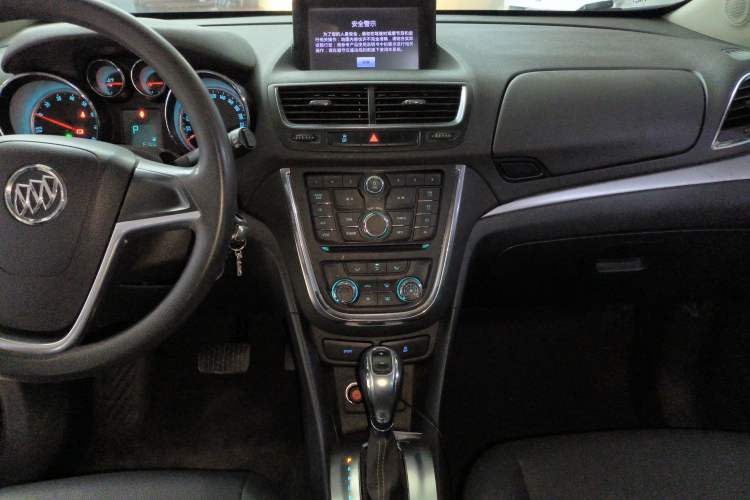 Used Buick Encore 2015 1.4T Automatic Two-Wheel Drive Urban Elite Version
