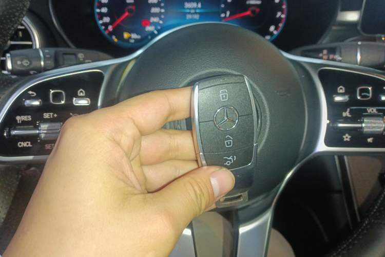 Used Mercedes-Benz GLC 2022 Refreshed GLC 300 L 4MATIC Dynamic Edition