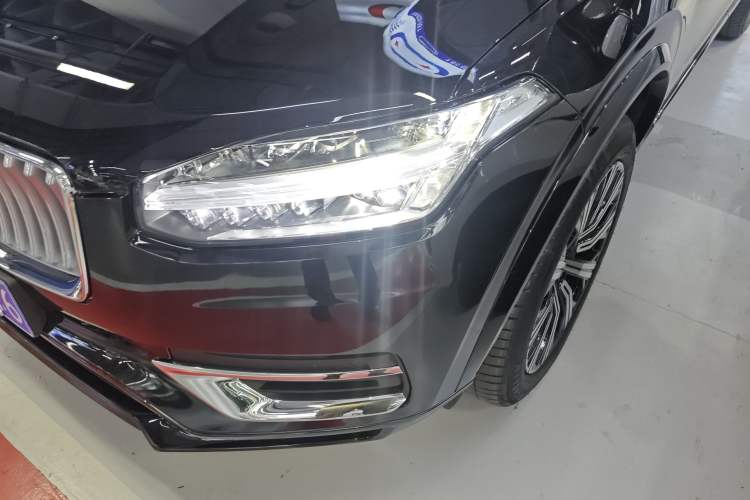 Used Volvo XC90 2023 B6 Zhiyi Luxury Edition 7-Seater