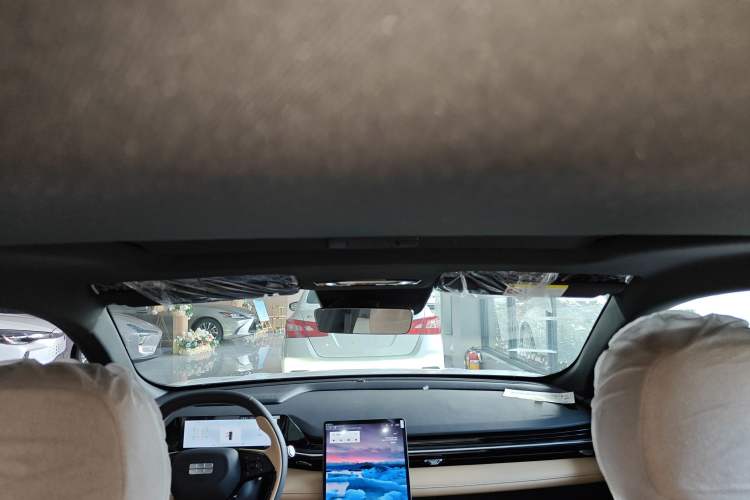 Used Geely Galaxy L6 2024 125km PLUS Dragon Edition