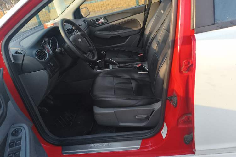 Used Ford Focus 2012 Hatchback Classic 1.8L Manual Base Model
