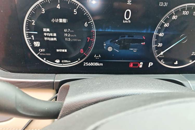 Used Buick GL8 2022 ES Landtrek 653T Luxury Edition