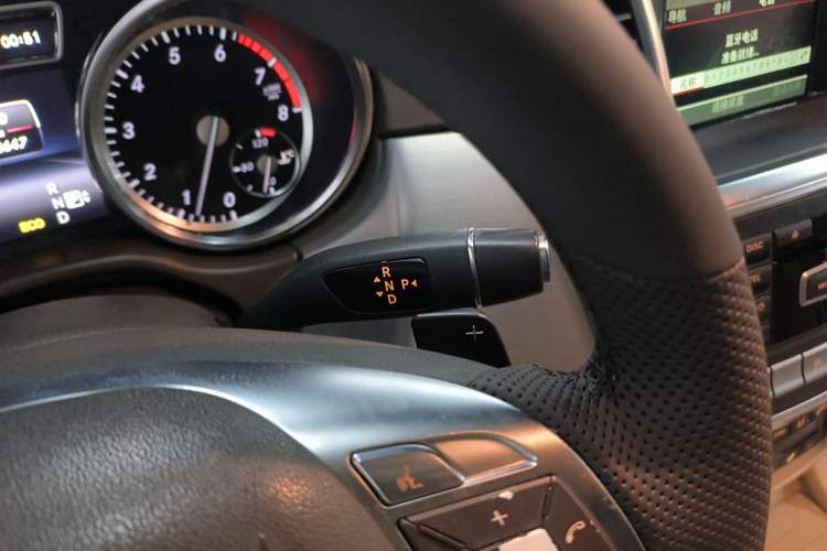 Used Mercedes-Benz M-Class 2014 ML 320 4MATIC