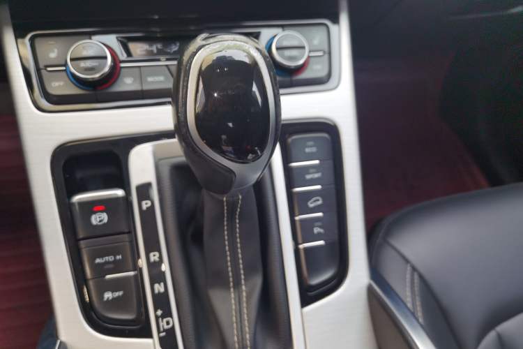 Used Geely Auto Emgrand X7 Sport 2016 1.8TD Automatic Smart Model
