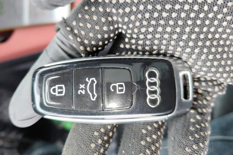 Used Audi A4L 2020 40 TFSI Luxury Dynamic Model
