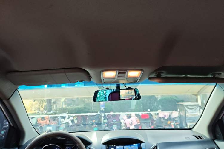 Used JAC Group Refine S5 2013 2.0L Manual Luxury Edition