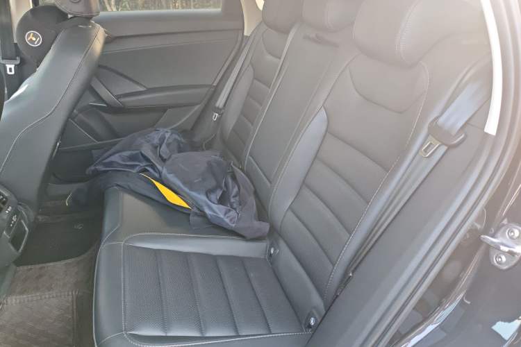 Used Volkswagen Tharu 2021 280TSI Two-Wheel-Drive Luxury Plus Edition Left Rear Seat