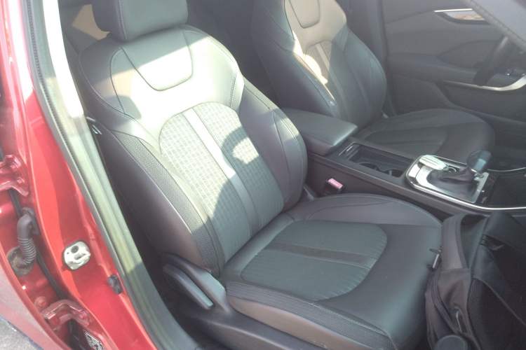 Used Dongfeng Aeolus Yixuan GS 2020 230T Automatic Yueyu Version
