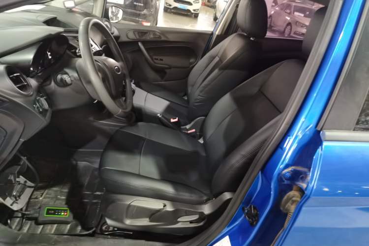 Used Ford Fiesta 2013 Hatchback 1.5L Manual Fashion Edition