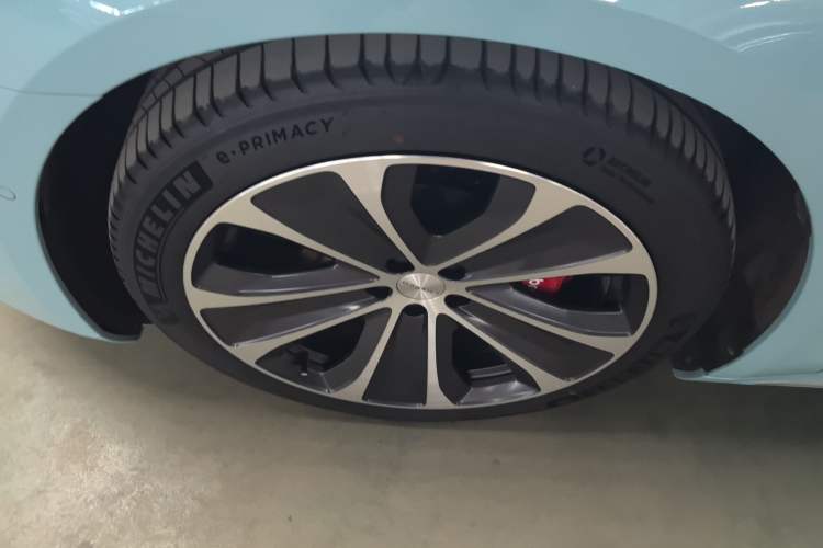 Used Hima Luxeed S7 2025 785 km Ultra