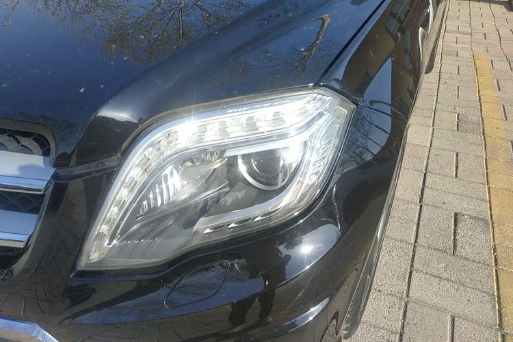 Used Mercedes-Benz GLK-Class 2015 GLK 260 4MATIC Fashion Edition Ultimate Version
