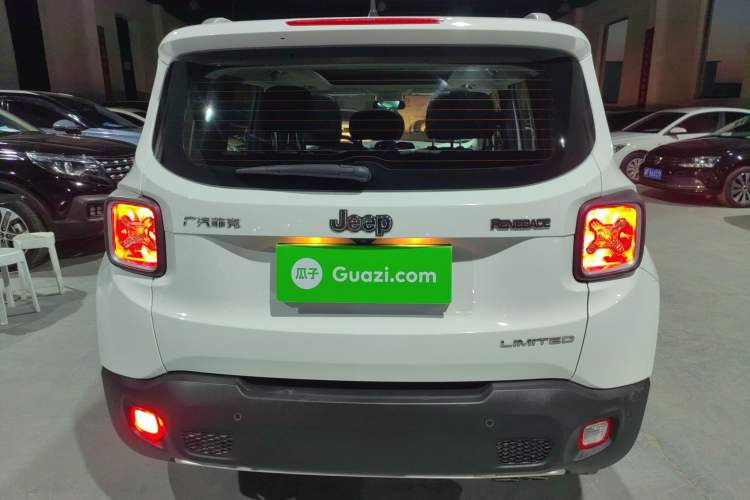 Used Jeep Renegade 2018 Connected Large Screen Version 180T Automatic Smart Version