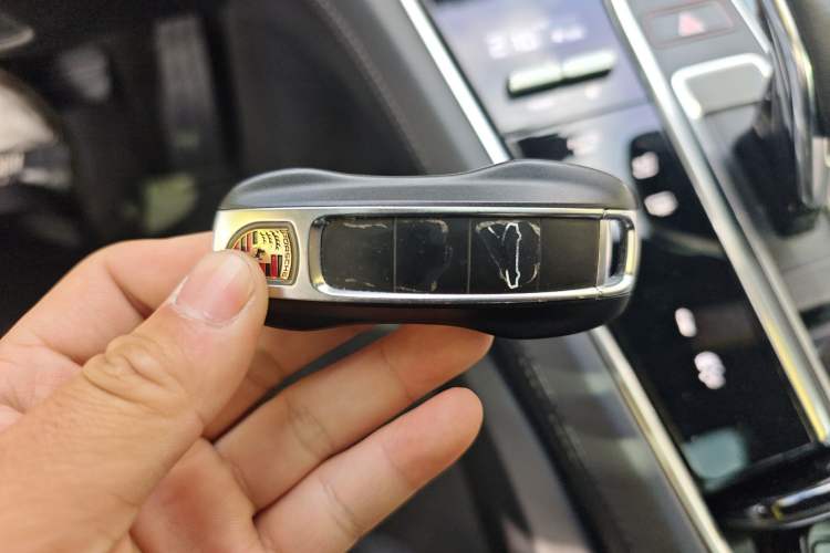 Used Porsche Panamera 2020 Panamera 10th Anniversary Edition 2.9T Vehicle Key