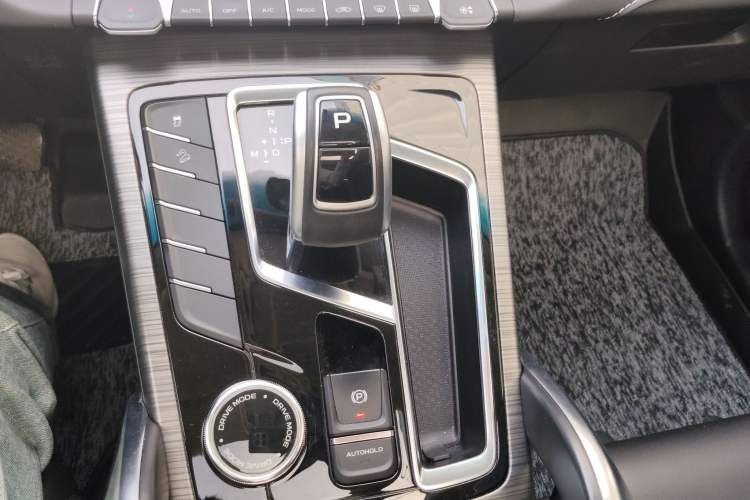 Used Geely Auto Emgrand X7 Sport 2020 1.8TD DCT Smart Connect PRO