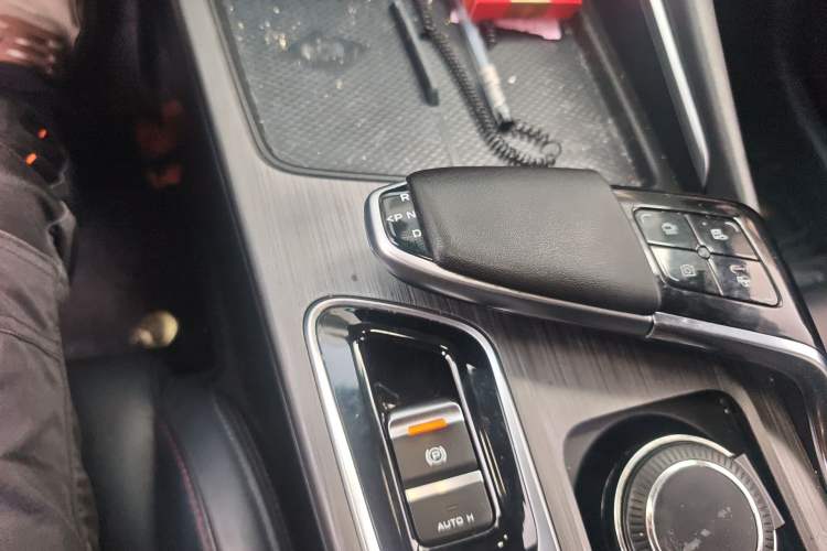 Used CHANGAN UNI-T 2020 1.5T Flagship Version Gear Lever