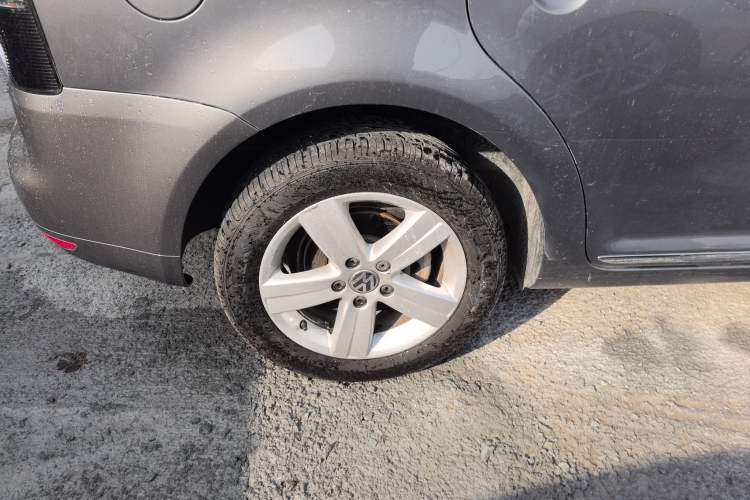 Used Volkswagen Touran 2015 1.4T DSG Comfort Edition 5 Seats