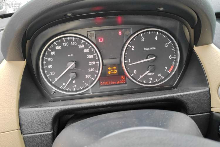 Used BMW X1 2012 sDrive18i Luxury Edition