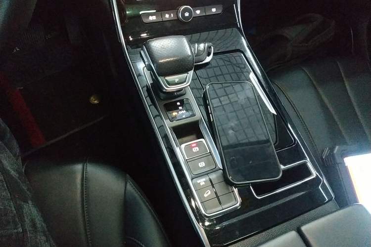 Used Roewe RX5 MAX 2019 300TGI Automatic 4G Connect Luxury Edition
