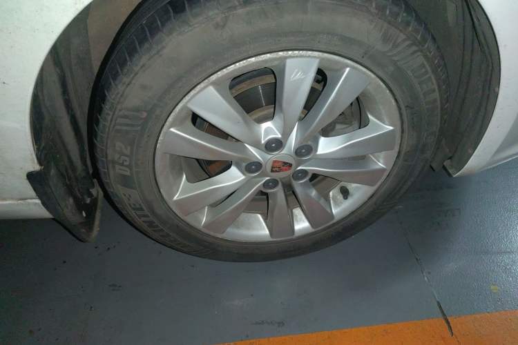 Used Roewe 360 2015 1.5L Automatic Luxury Edition
