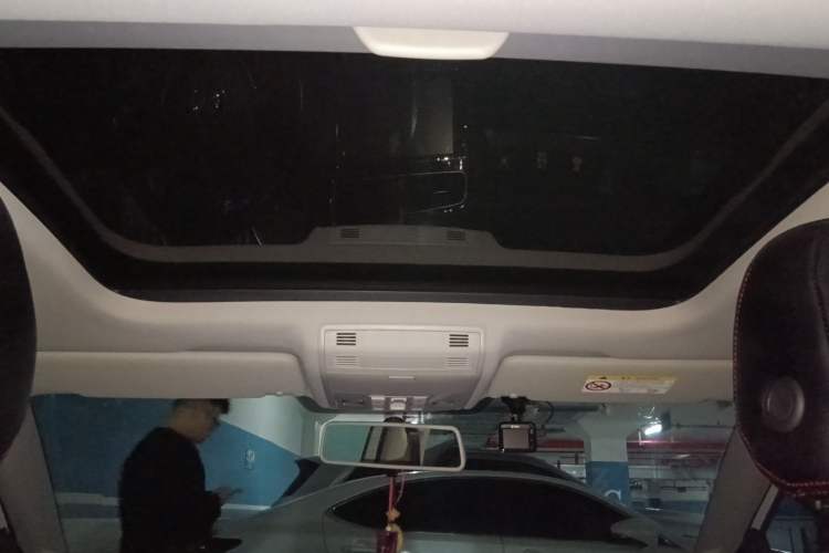 Used Volkswagen Golf 2015 1.6L Automatic Comfort Model Headliner