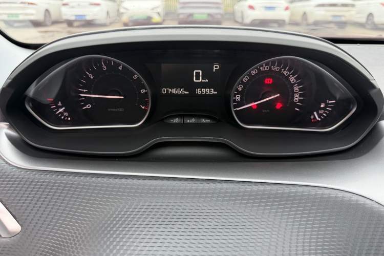 Used Peugeot 2008 2018 1.6L Automatic Fashion Edition