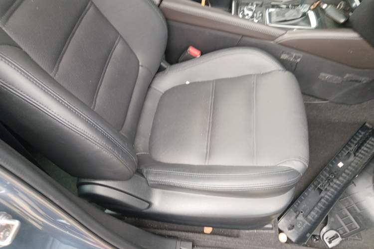 Used Mazda Atenza 2018 2.0L Blue Sky Luxury Edition China VI Standard
